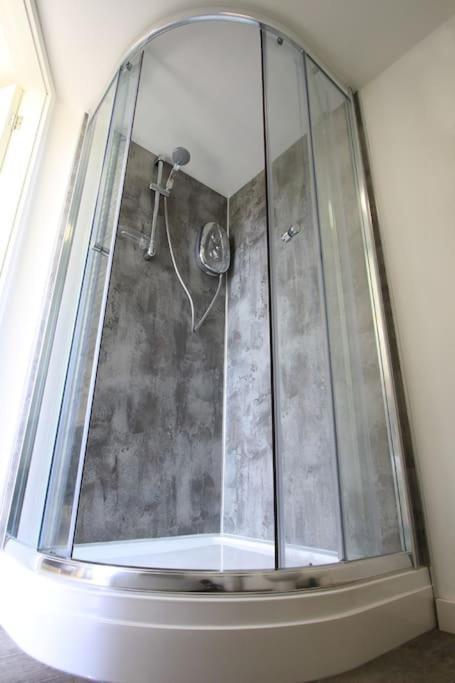 Orchard Nook - Sleeps 4, 2 Bedrooms Kendal Exterior photo