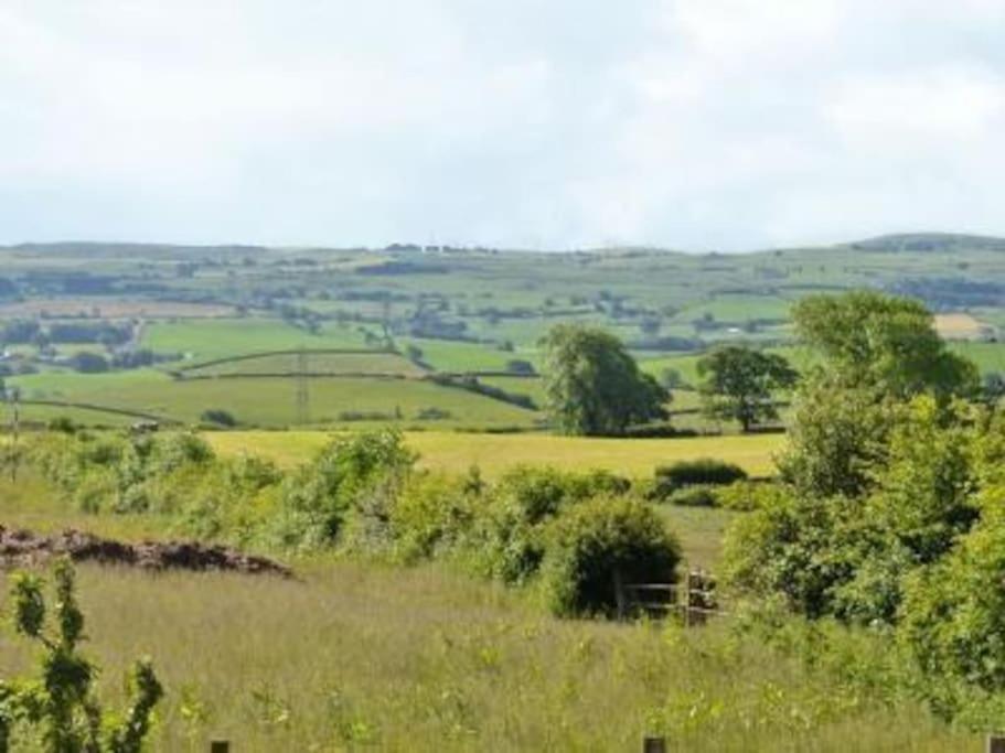 Orchard Nook - Sleeps 4, 2 Bedrooms Kendal Exterior photo